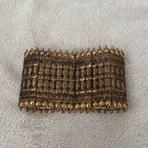 Elegant Gold-Tone Woven Bracelet